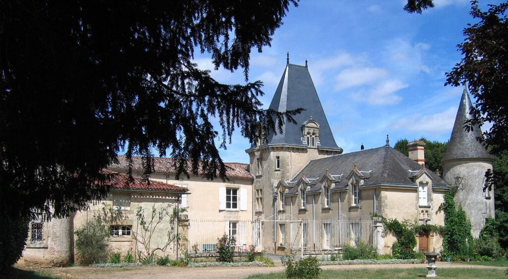 Le Château de Sérigny (Photo P. de Rosny)